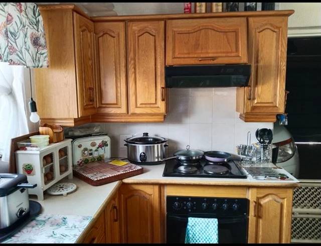 2 BEDROOM TOWNHOUSE FOR SALE IN VANDERBIJLPARK SW 5